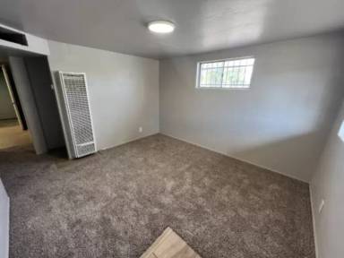 Main picture of 4842 S Liberty Ave
