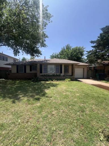 Main picture of 2928 NW 71st St