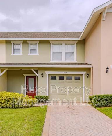Main picture of 2702 Lacie Jo Ln