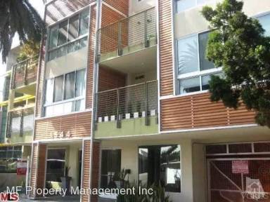 Main picture of 1544 7th St