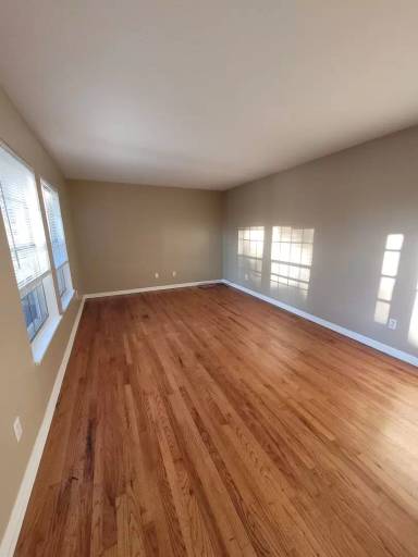 Main picture of 113 Huntington Ct