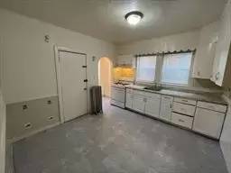 Main picture of 494 Norfolk St