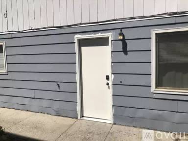 Main picture of 518 SW City View St