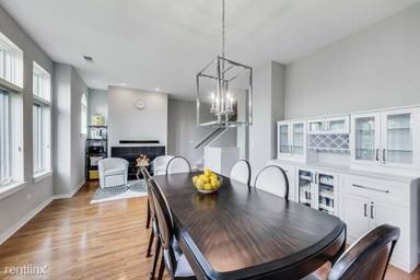Main picture of 1709 W George St