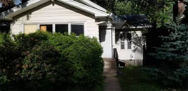 Main picture of 918 25th Ave SE