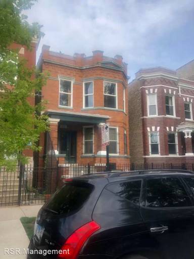 Main picture of 1455 N Washtenaw Ave