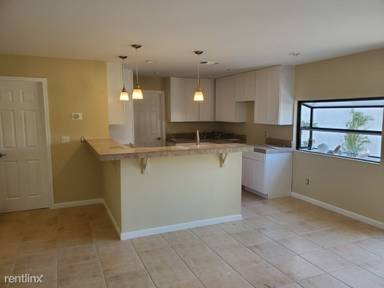 Main picture of 78580 Avenue 42