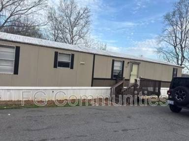 Main picture of 3160 Dunn St