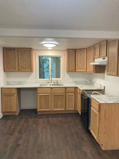 Main picture of 407 Sawyer Rd