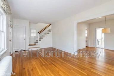 Main picture of 596 Upper Mountain Ave