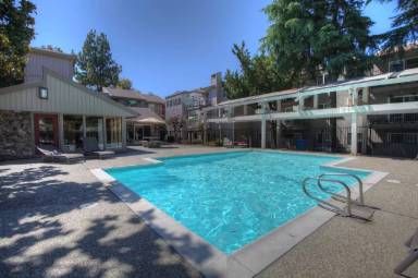 Main picture of Stonegate Village Apartments