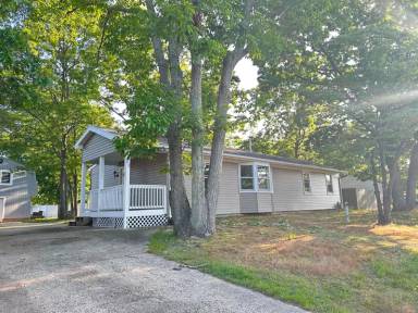 Main picture of 62 Neil Ave