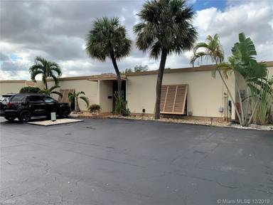 Main picture of 15504 Sharpecroft Dr