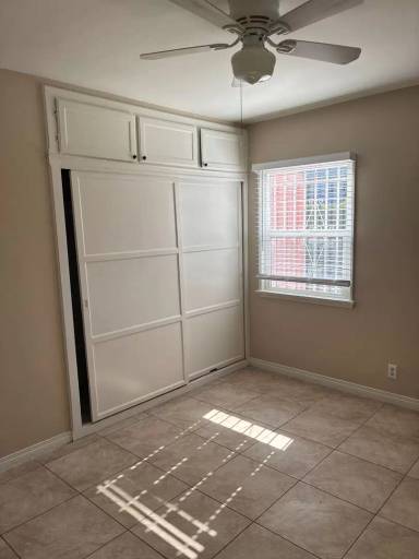 Main picture of 1111 Walnut Ave