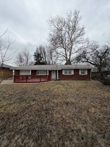 Main picture of 2213 Roland Dr