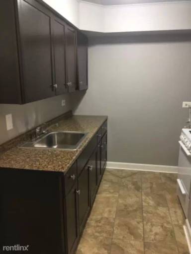 Main picture of 9630 Ivanhoe Ave