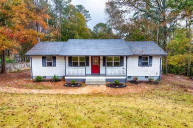 Main picture of 634 Frank Kirk Rd NW