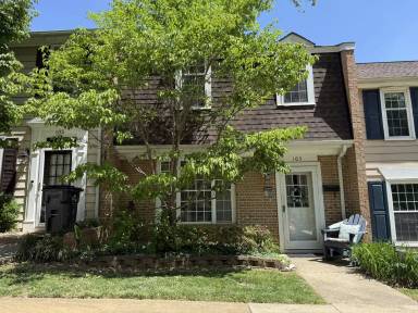Main picture of 103 Doncaster Ln