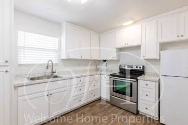 Main picture of 116 SW 6th St