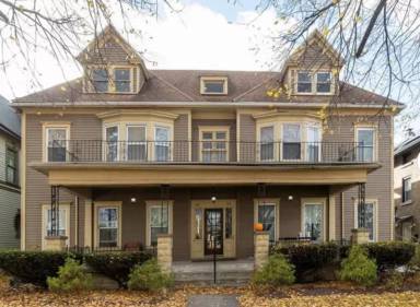 Main picture of 788 Columbus Pkwy
