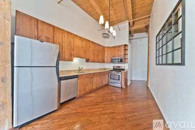 Main picture of 616 West Fulton Lofts