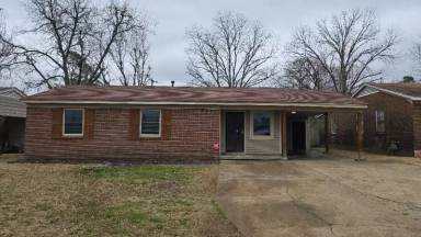 Main picture of 3034 S Goodlett St