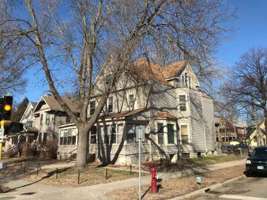 Main picture of 1600 Emerson Ave N