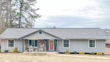 Main picture of 212 Canongate Rd