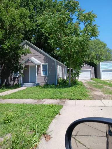 Main picture of 605 S Ash St