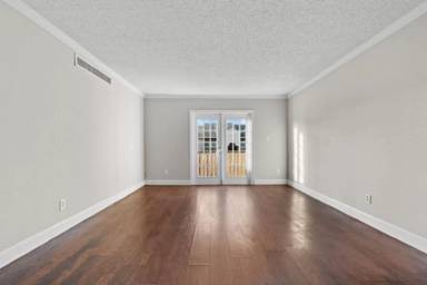 Main picture of 375 Wymore Rd