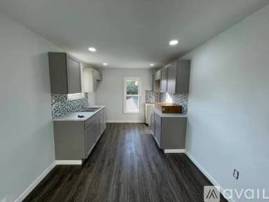Main picture of 120 W Owens Ave