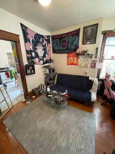 Main picture of 3030 N Fratney St