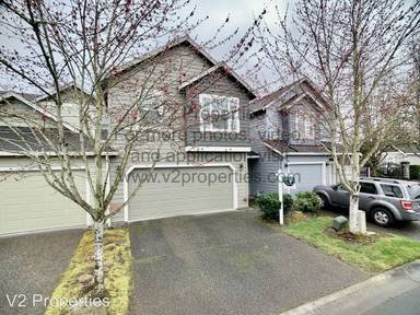 Main picture of 21806 NE Larkspur Ln