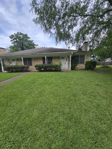 Main picture of 4624 Leisure Ln