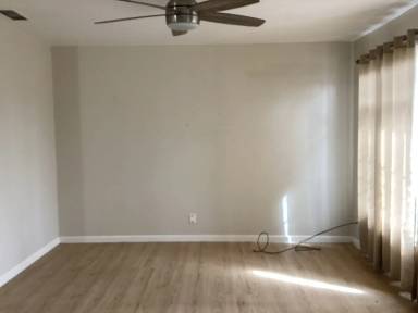 Main picture of 137 W 3rd St