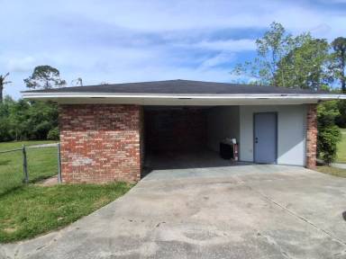 Main picture of 5015 Oak Dr