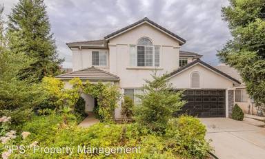 Main picture of 9976 N Recreation Ave