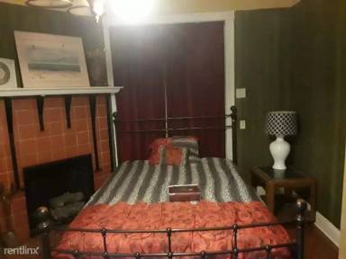 Main picture of 2109 Poplar Grove St
