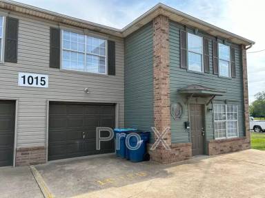 Main picture of 1015 SE 5th St