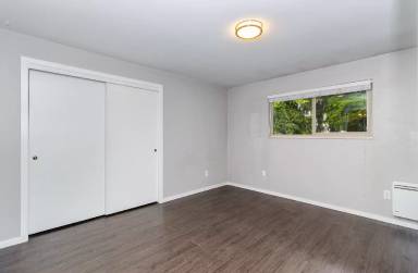 Main picture of 5506 7th Ave NW
