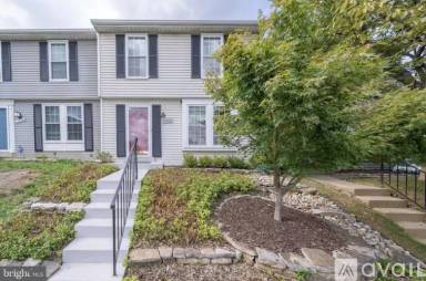 Main picture of 11420 Applegrath Way