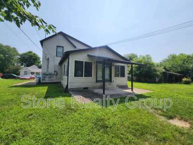 Main picture of 2920 N 15th 1/2 St