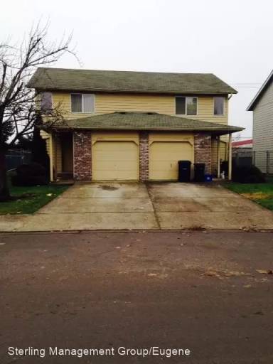 Main picture of 2703 S Cloverleaf Loop
