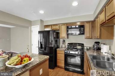 Main picture of 822 Blossom Dr