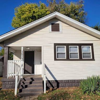 Main picture of 3012 N Arsenal Ave