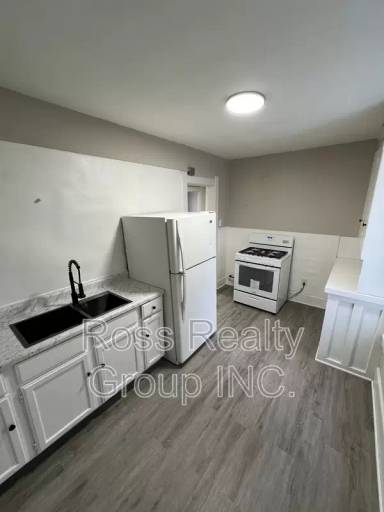 Main picture of 812 Euclid Ave