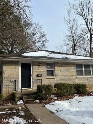 Main picture of 505 S Highland Ave