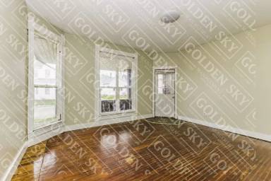 Main picture of 801 W Main St