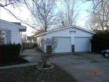 Main picture of 472 Hazel Ave