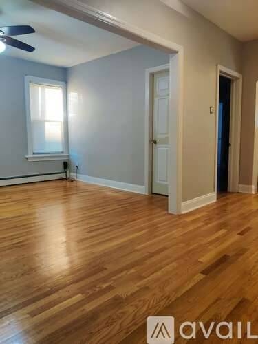 Main picture of 29 Oakwood Ave